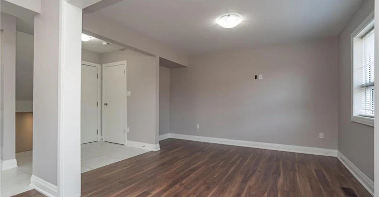 208 Giltspur Drive, Toronto, ON, M3L 1N5 - 7