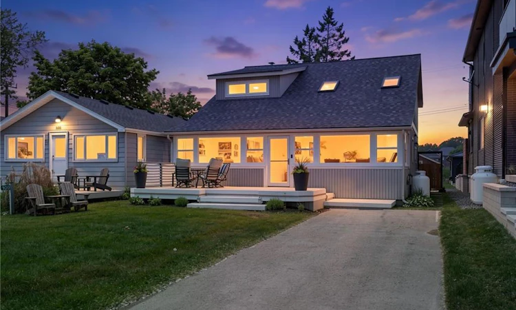 109 Ordnance Avenue