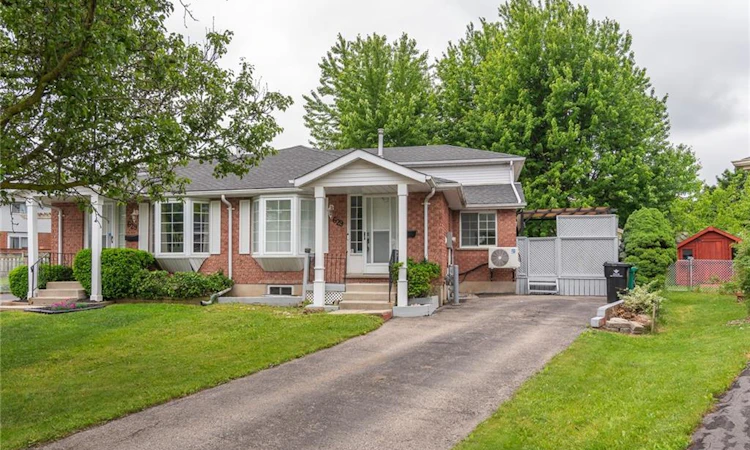 B-629 Settlersfield Court