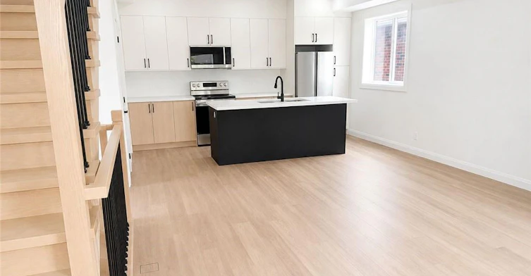 5-17 White Avenue, Toronto, ON, M1C 1P1 - 2