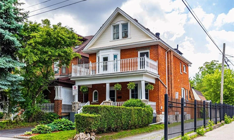 82 Burris Street