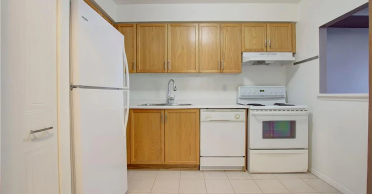 606-1270 Maple Crossing, Burlington, ON, L7S 2J3 - 5