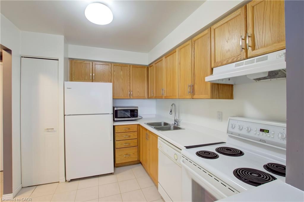 606-1270 Maple Crossing, Burlington, ON, L7S 2J3 - 9