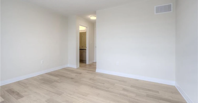 104 Settlers Road E, Oakville, ON, L6H 7W5 - 33