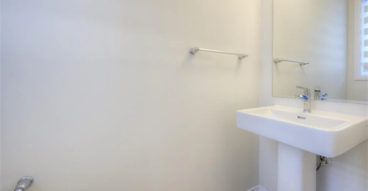 104 Settlers Road E, Oakville, ON, L6H 7W5 - 13
