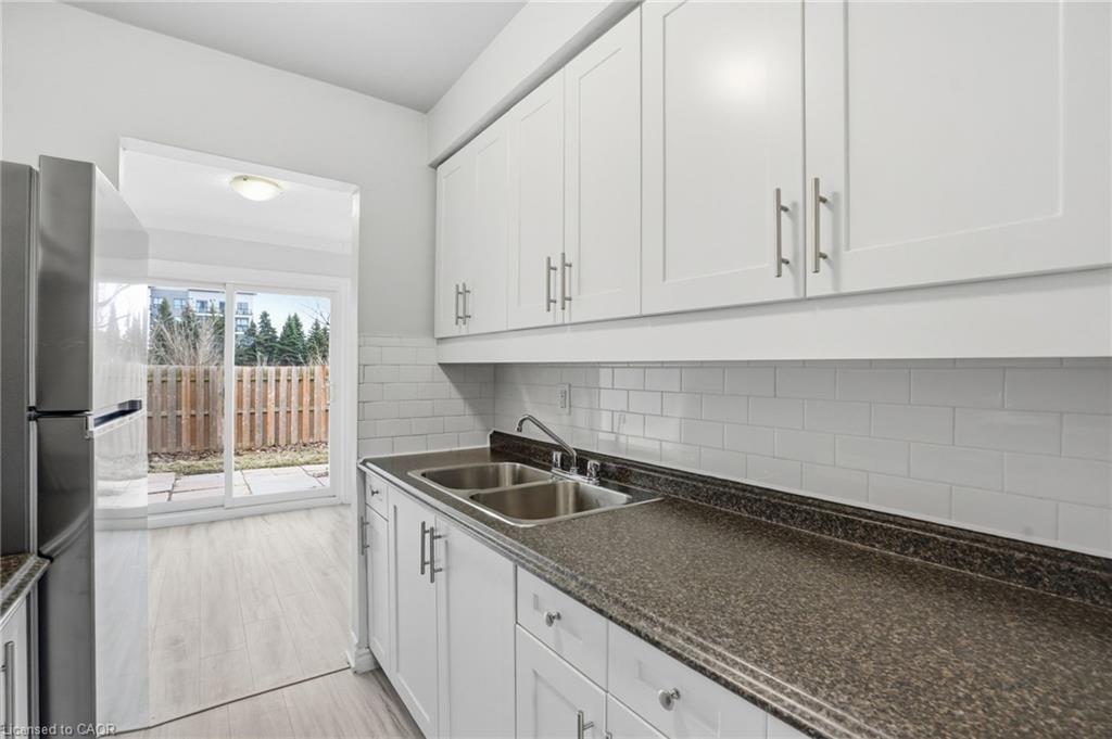 7-125 Limeridge Road W, Hamilton, ON, L9C 2V3 - 3