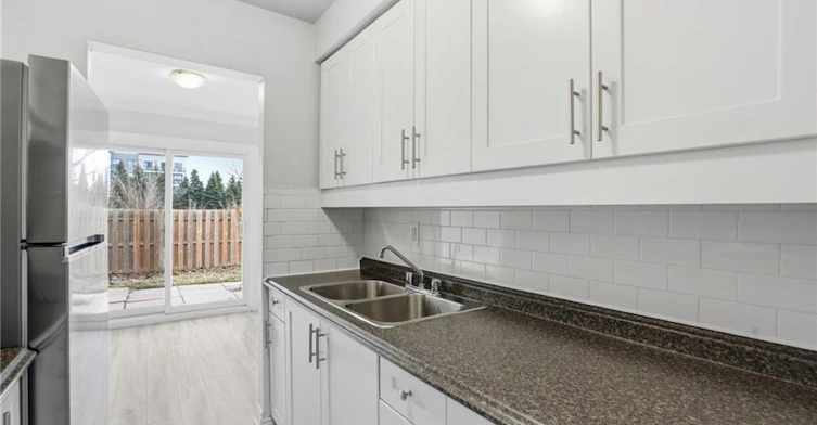 7-125 Limeridge Road W, Hamilton, ON, L9C 2V3 - 3