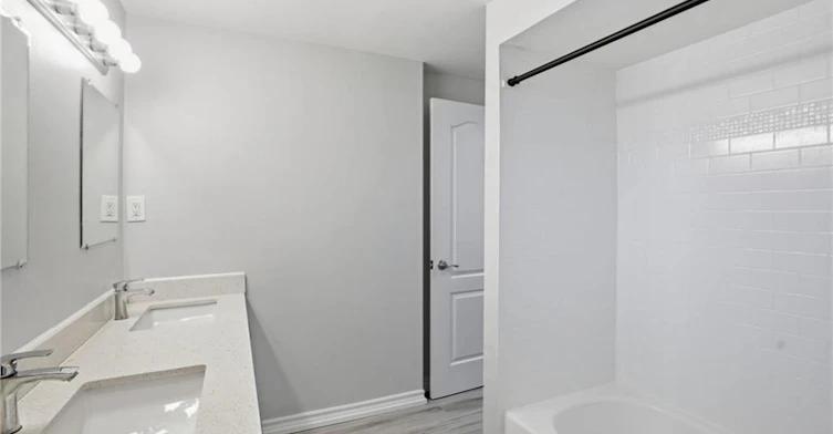 7-125 Limeridge Road W, Hamilton, ON, L9C 2V3 - 23