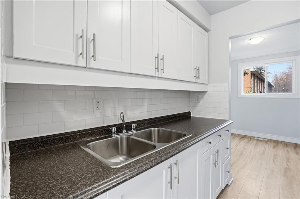 7-125 Limeridge Road W, Hamilton, ON, L9C 2V3 - 4
