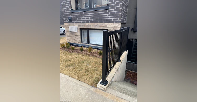701-1131 Cooke Boulevard, Burlington, ON, L7T 0C3