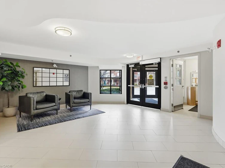 226-3060 Rotary Way, Burlington, ON, L7M 0G9 - 4