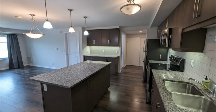 710-778 Laurelwood Drive, Waterloo, ON, N2V 0G3 - 13