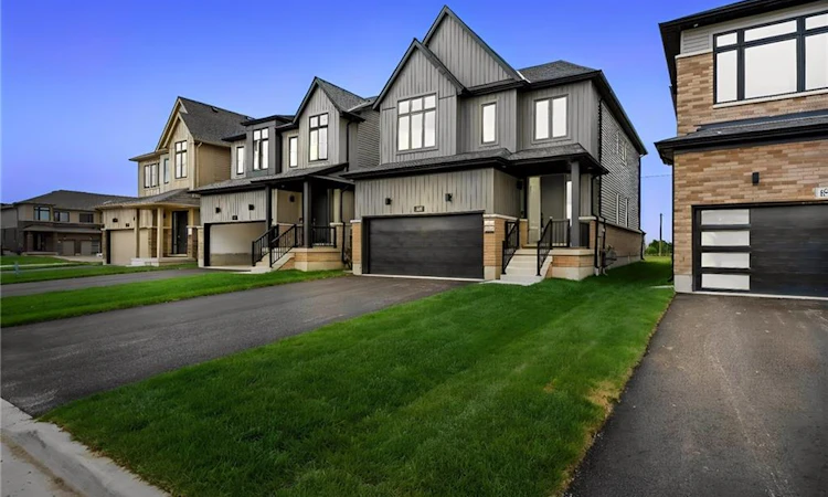 14 Hepburn Place N