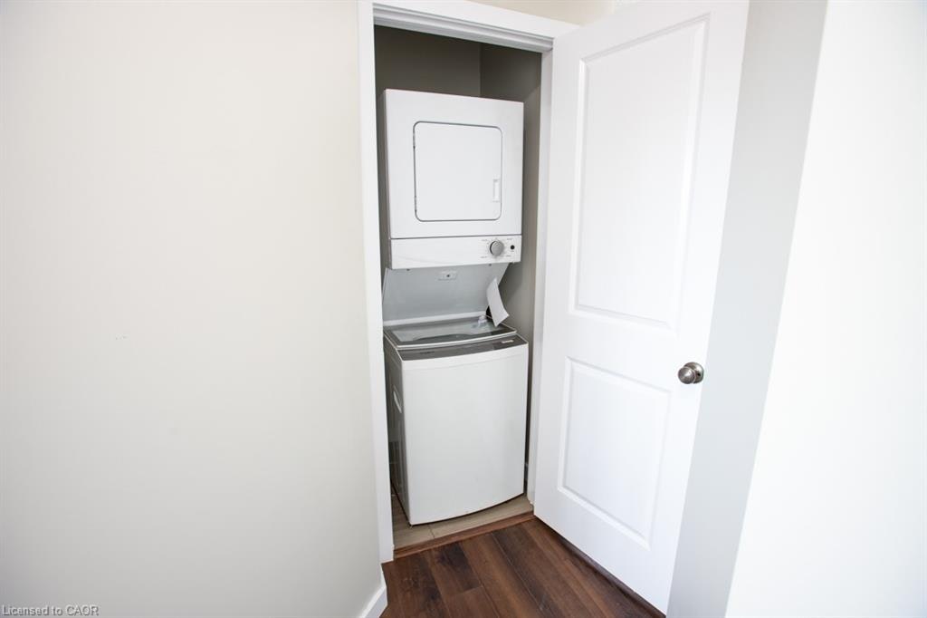 B-489 East Avenue, Kitchener, ON, N2H 0A8 - 46