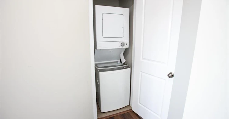 B-489 East Avenue, Kitchener, ON, N2H 0A8 - 46