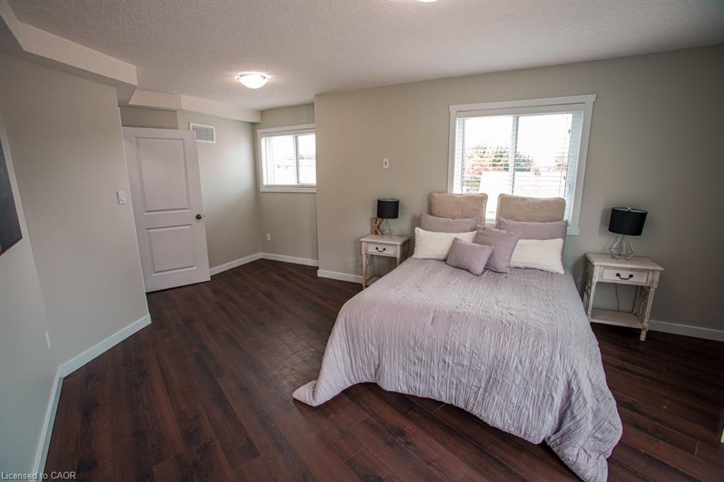 B-489 East Avenue, Kitchener, ON, N2H 0A8 - 41
