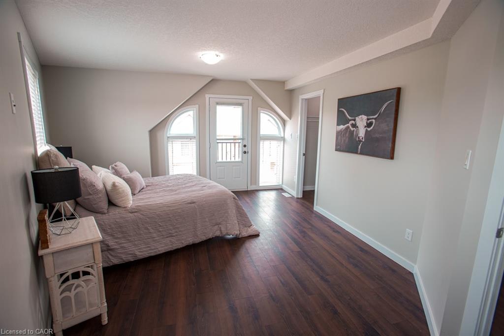 B-489 East Avenue, Kitchener, ON, N2H 0A8 - 39