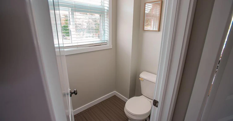 B-489 East Avenue, Kitchener, ON, N2H 0A8 - 22