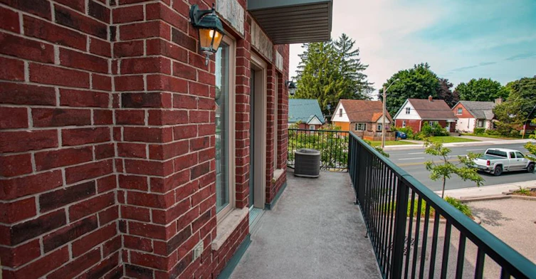 B-489 East Avenue, Kitchener, ON, N2H 0A8 - 25