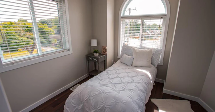 B-489 East Avenue, Kitchener, ON, N2H 0A8 - 31