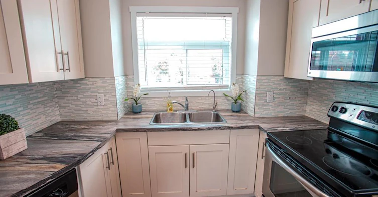 B-489 East Avenue, Kitchener, ON, N2H 0A8 - 13