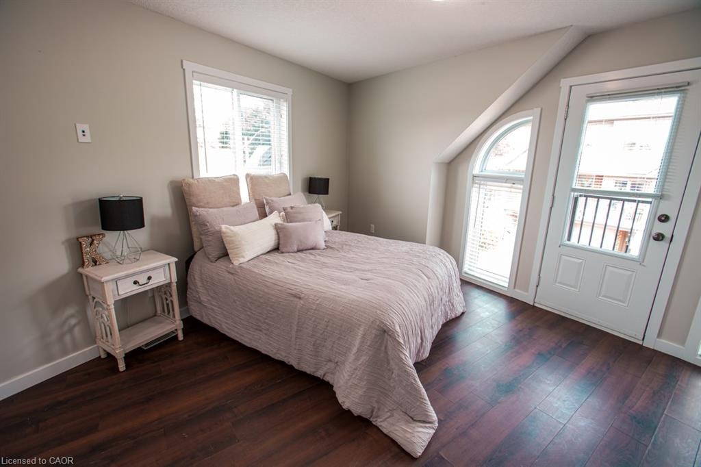 B-489 East Avenue, Kitchener, ON, N2H 0A8 - 40