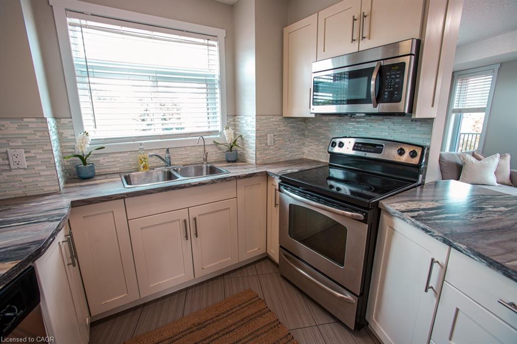 B-489 East Avenue, Kitchener, ON, N2H 0A8 - 14