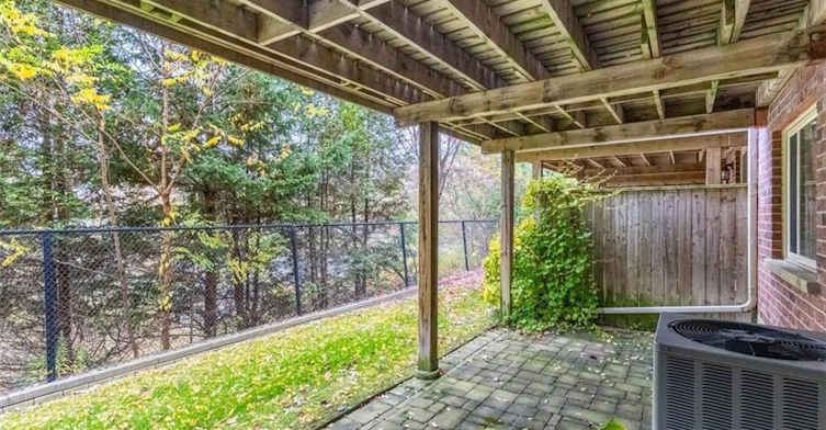 25 Liddycoat Lane, Hamilton, ON, L9G 0A7 - 32