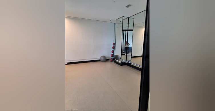 426-30 Tretti Way, Toronto, ON, M3H 0E3 - 17
