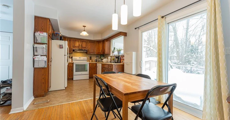206 6th Avenue E, Owen Sound, ON, N4K 2T3 - 5