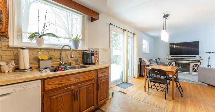 206 6th Avenue E, Owen Sound, ON, N4K 2T3 - 8
