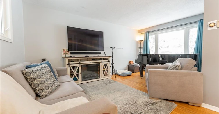 206 6th Avenue E, Owen Sound, ON, N4K 2T3 - 10
