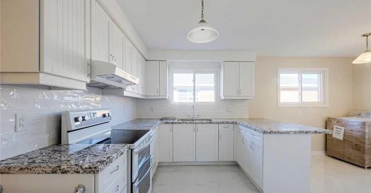 Upper-2393 Whaley Drive, Mississauga, ON, L5B 2B3 - 2