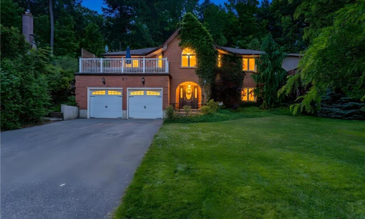 37 Yellow Birch Drive