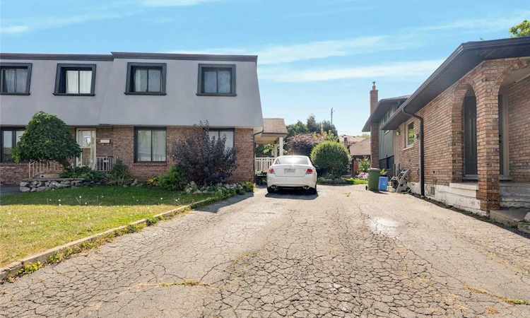 40 Yeoville Court