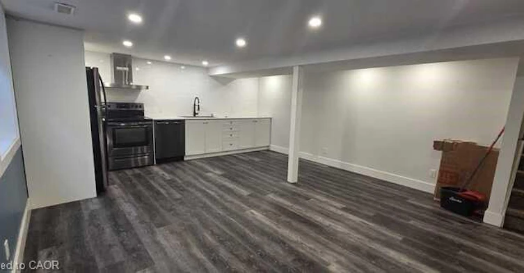 B-96 Geneva Crescent, Kitchener, ON, N2E 1M9 - 7
