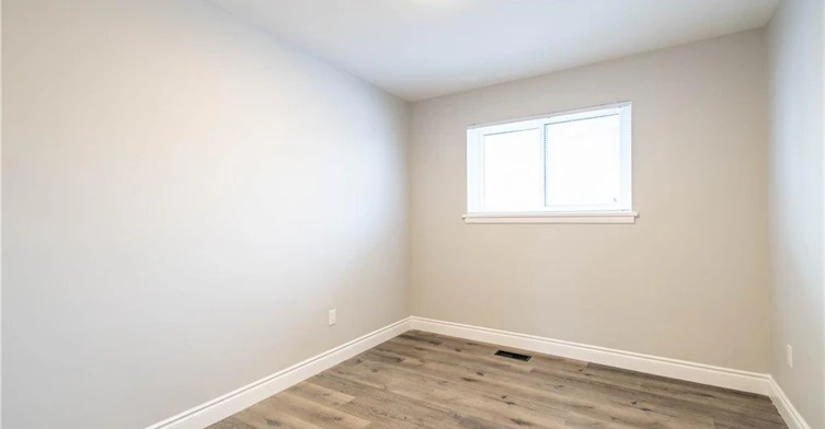 1-196 Upper Paradise Road, Hamilton, ON, L9C 5B9 - 9