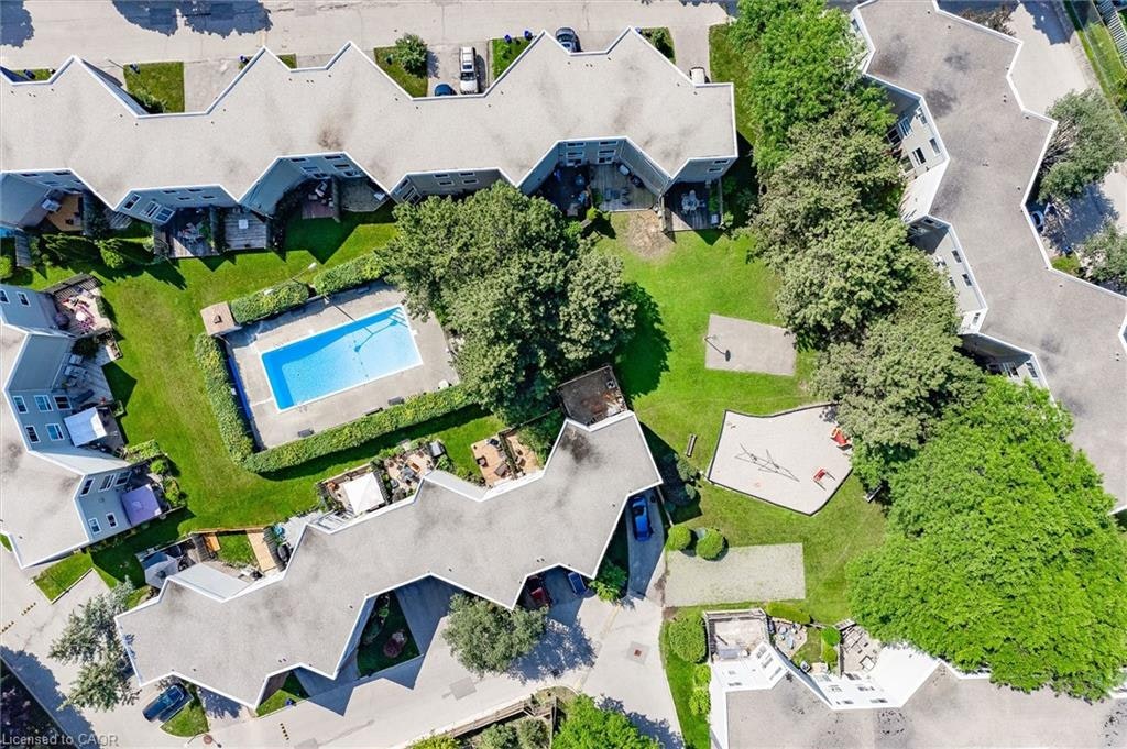 25-60 Elmsdale Drive, Kitchener, ON, N2E 2G4