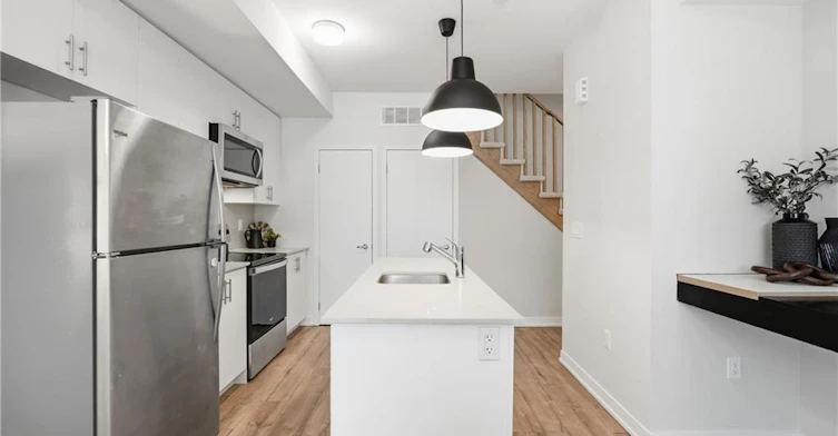 10-3425 Ridgeway Drive, Mississauga, ON, L5L 0B9 - 13