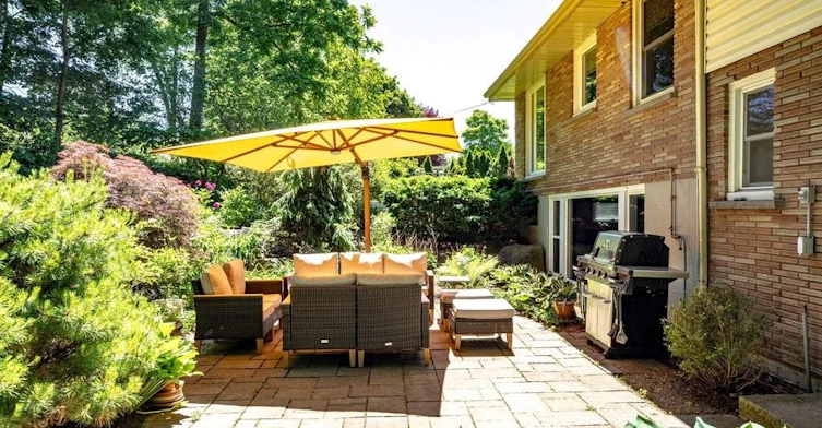 589 Sharalin Court, Burlington, ON, L7T 2N7 - 33