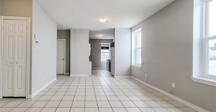 1-340 1/2 Barton Street E, Hamilton, ON, L8L 2X7 - 8