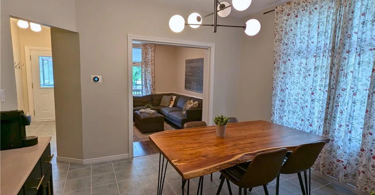 209 Glendale Avenue N, Hamilton, ON, L8L 7K2 - 4