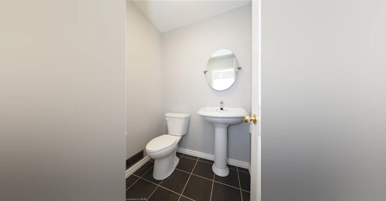 98 Langlaw Drive, Cambridge, ON, N1P 1J1 - 36