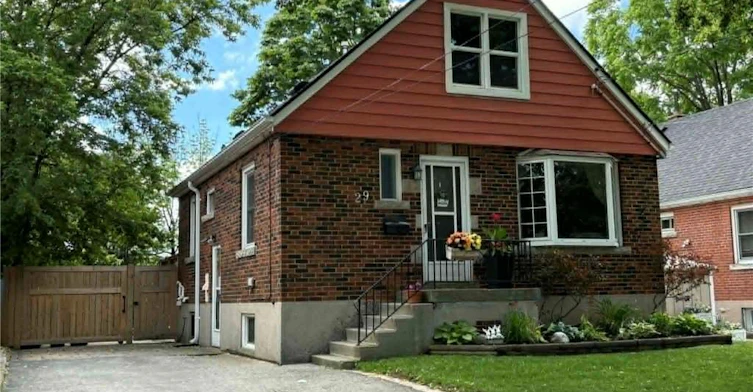 Lower-29 East 41st Street, Hamilton, ON, L8T 2Z4