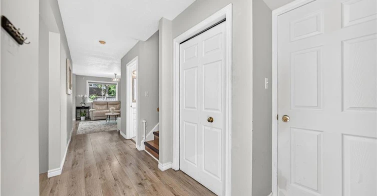 678 Keatswood Crescent, Waterloo, ON, N2T 2R6 - 5