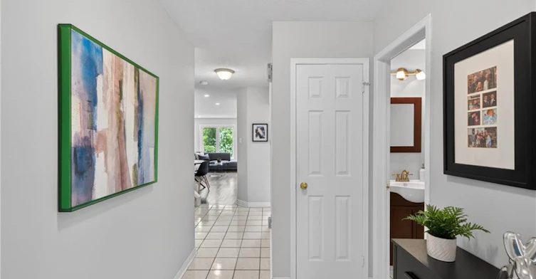 2-2215 Cleaver Avenue, Burlington, ON, L7M 4C5 - 4