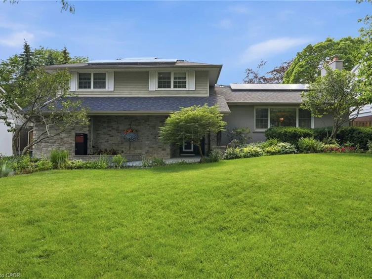 1321 Fairway Court, Burlington, ON, L7P 1M5