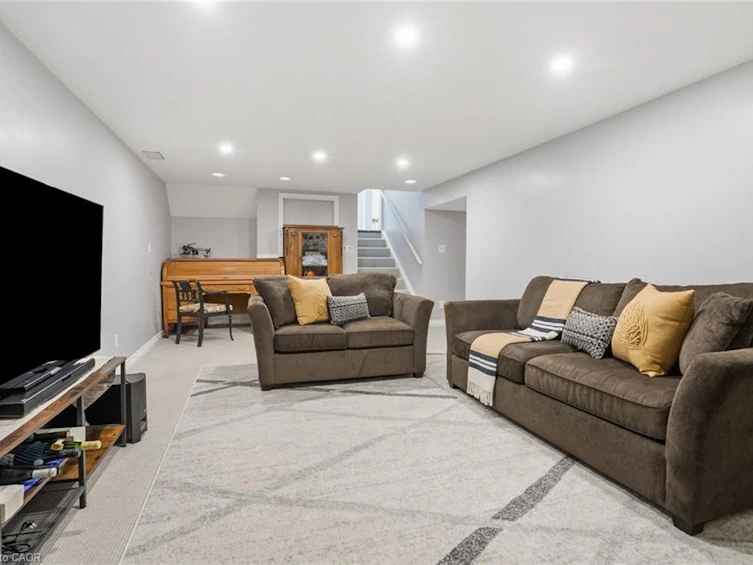 1321 Fairway Court, Burlington, ON, L7P 1M5 - 35