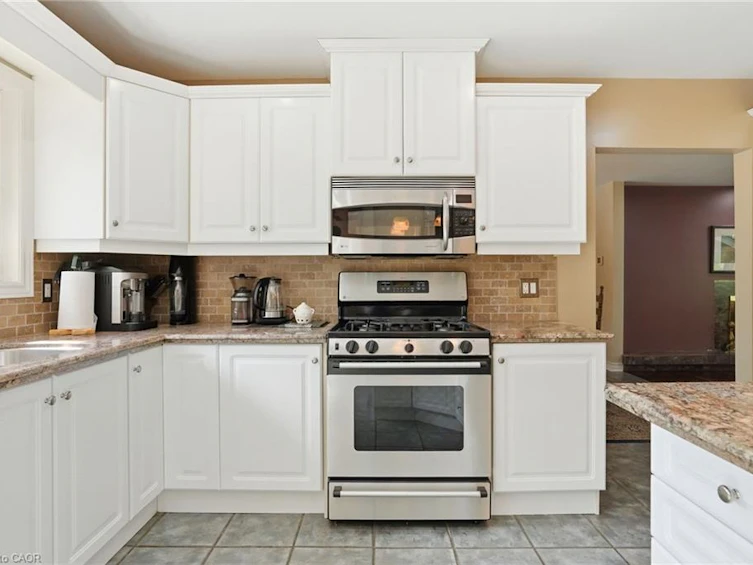 1321 Fairway Court, Burlington, ON, L7P 1M5 - 13