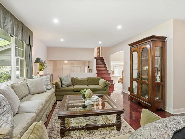 1321 Fairway Court, Burlington, ON, L7P 1M5 - 8
